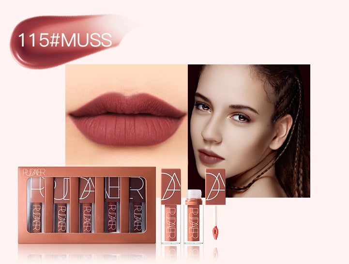 Velvière Lip Gloss Suit Collection