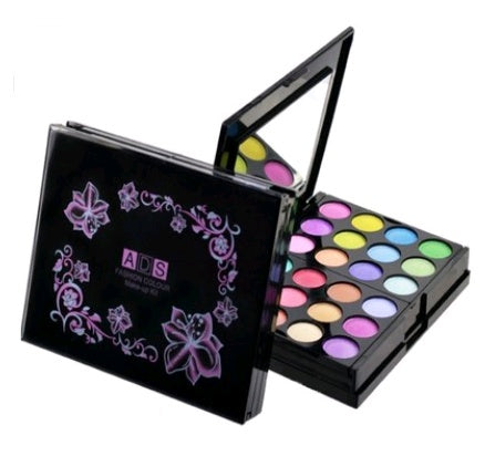 Velvière Full Women's Makeup Kit - All-in-One Gift Set with Palette